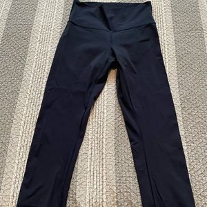 Lululemon Wunder Under crop leggings size 6
